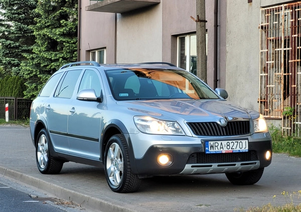 Skoda Octavia cena 30900 przebieg: 226000, rok produkcji 2010 z Pionki małe 781